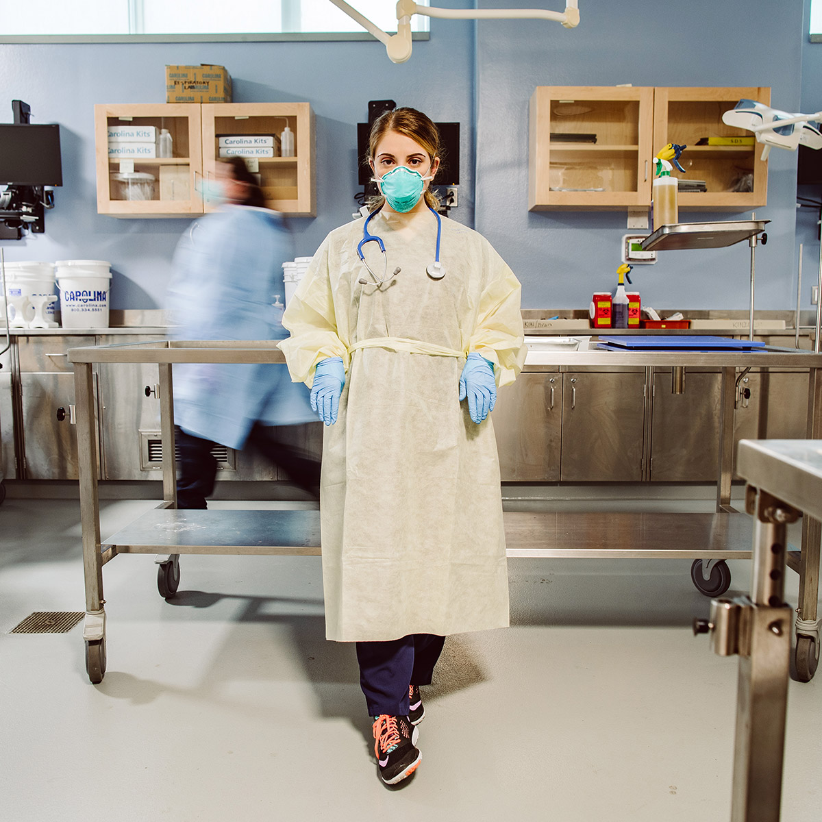 student in anatomy lab